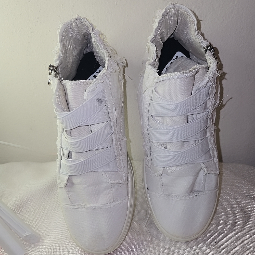 White High-Top Sneakers with Frayed Edges
